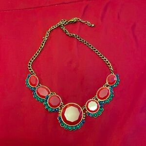 Statement necklace